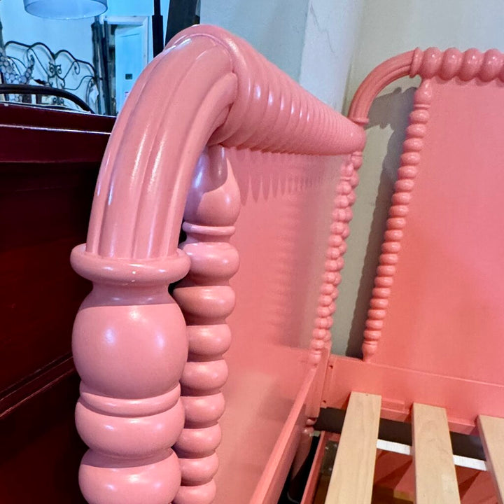 Orig. Price $1800 - Jenny Lind Daybed with Trundle