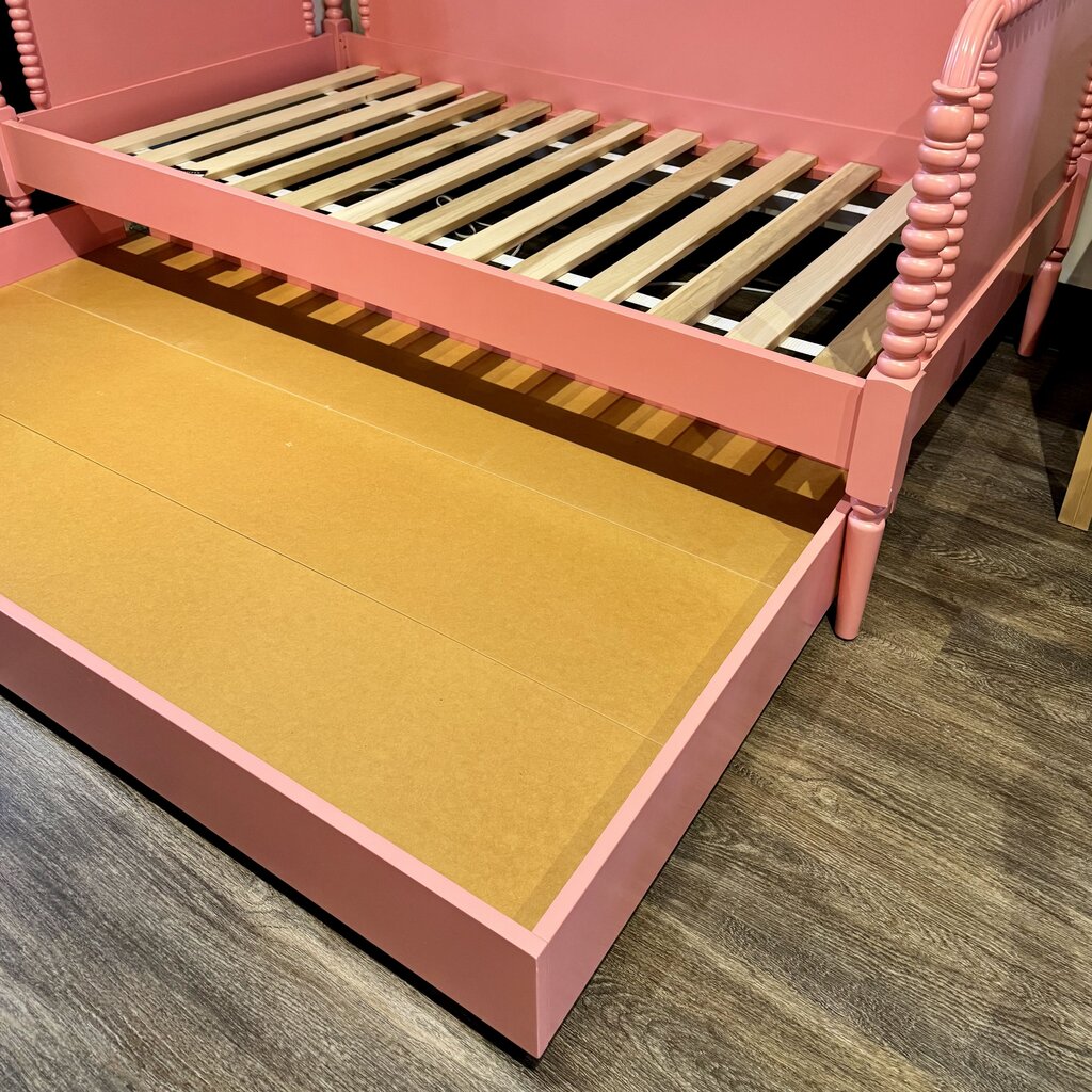 Orig. Price $1800 - Jenny Lind Daybed with Trundle