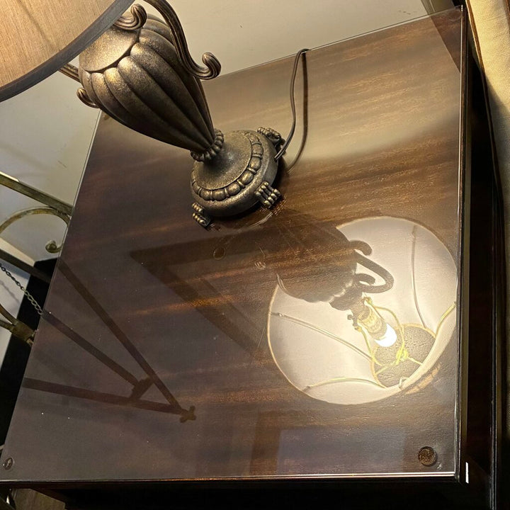 Anka Chairside Table