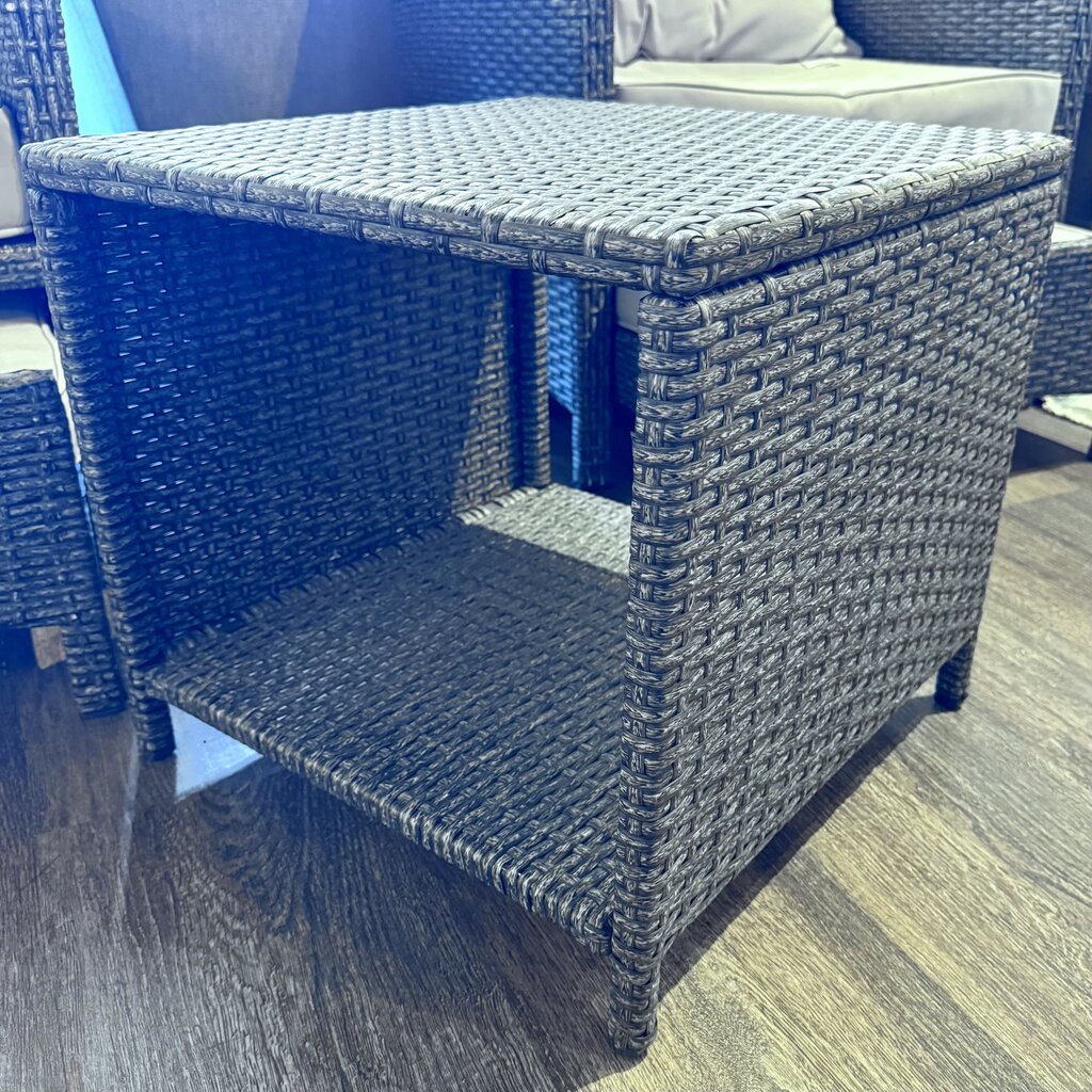 Orig. Price $499 - 5 Piece Outdoor Seating Set