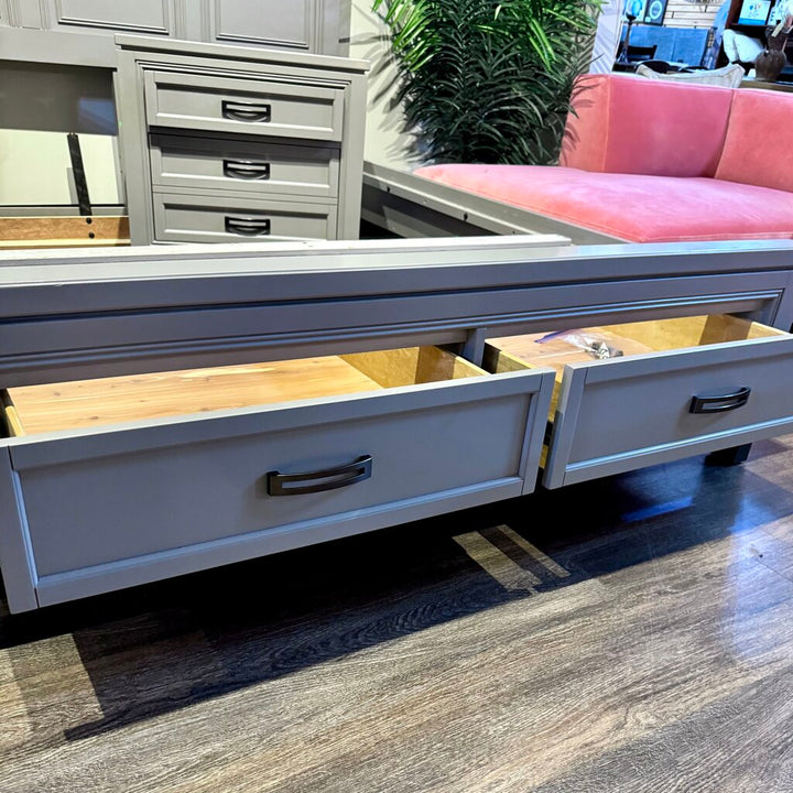 Orig. Price $3500 - Hyde Park Queen Bedroom Set