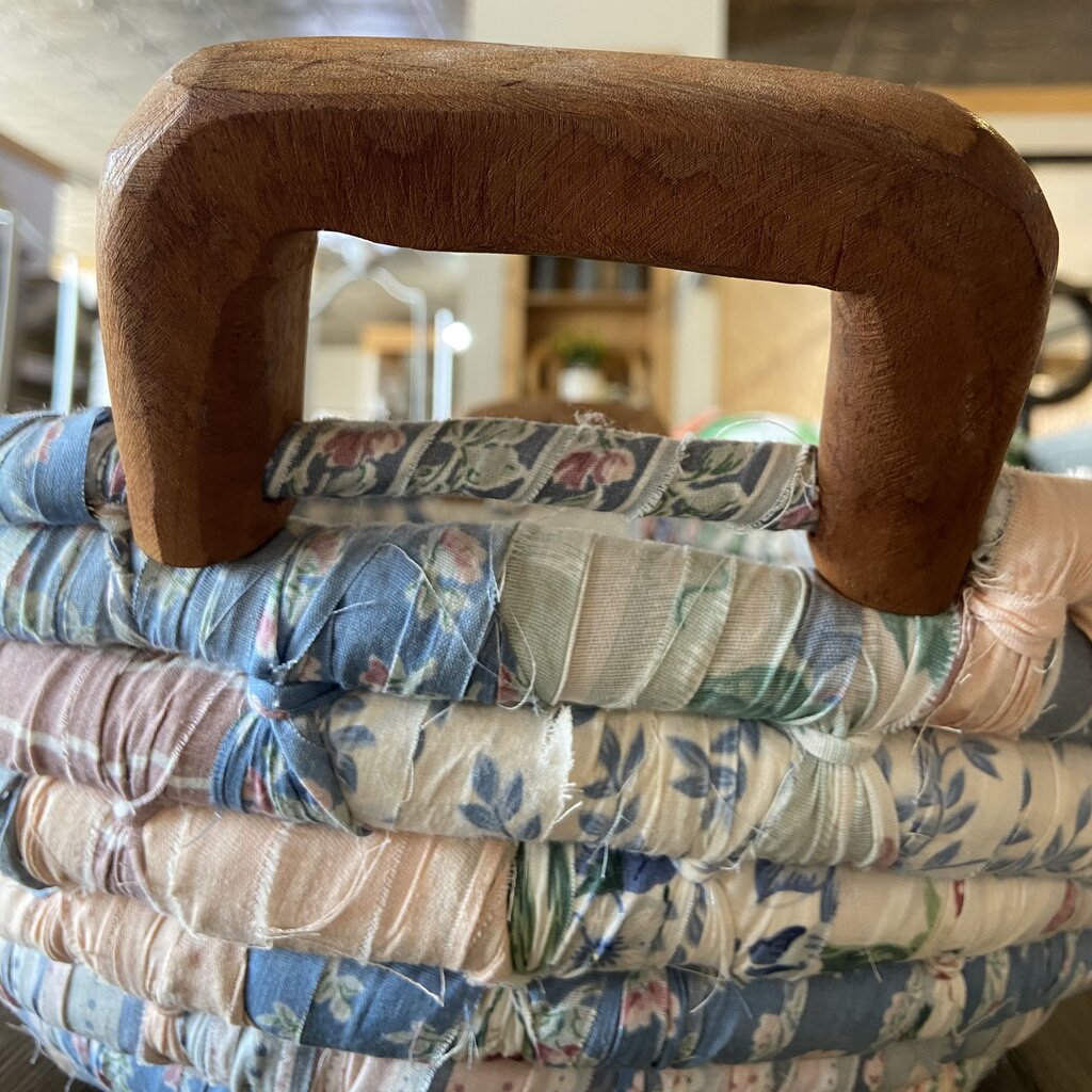 Quilt Handled Basket