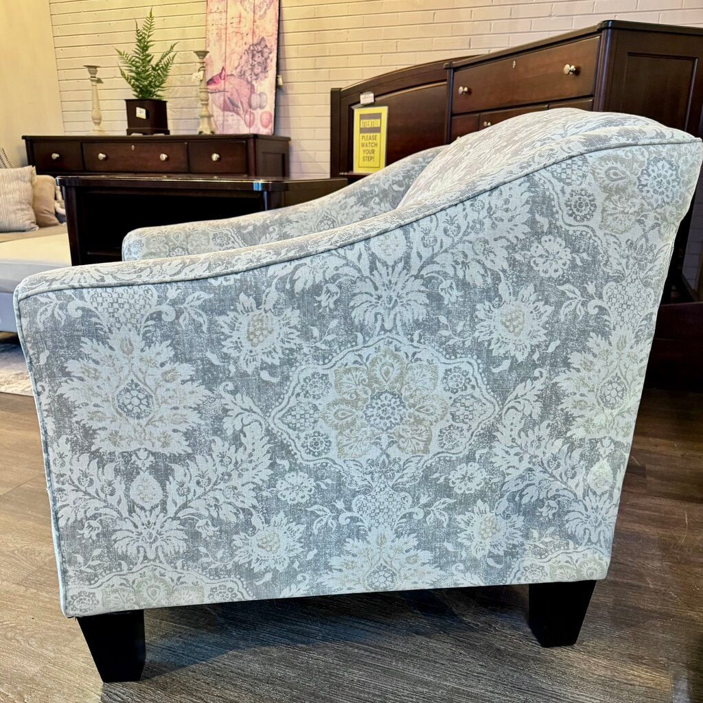 Accent Club Chair