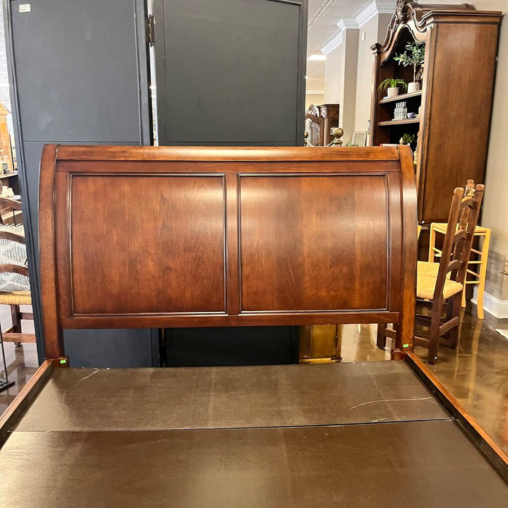Orig Price $1800 - Queen Sleigh Bed w/ Storage