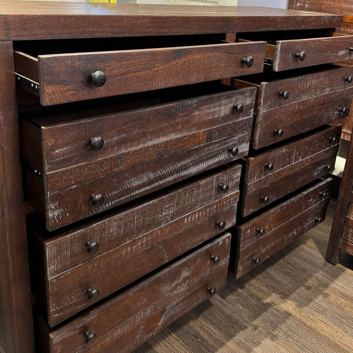 Orig. Price $2,927 - Townsend Collection Queen Bedroom Set