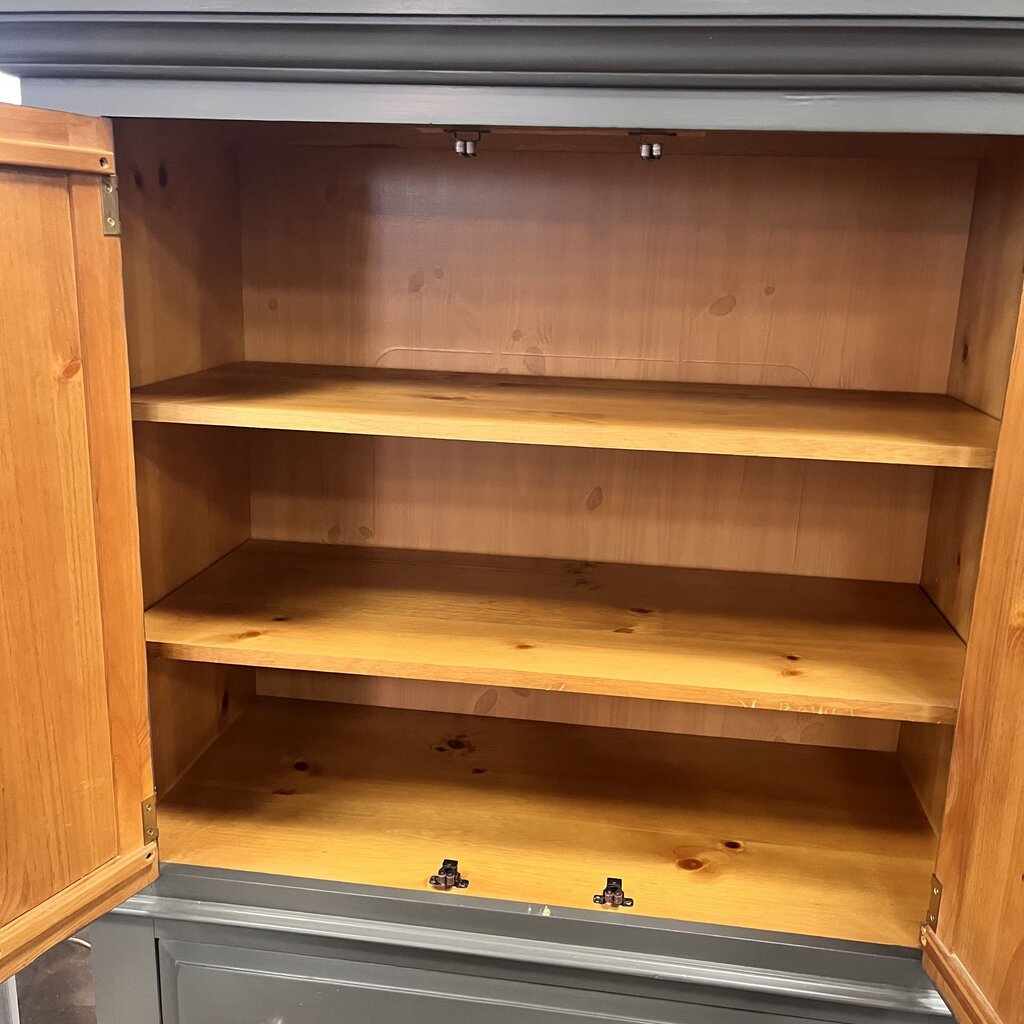 Armoire