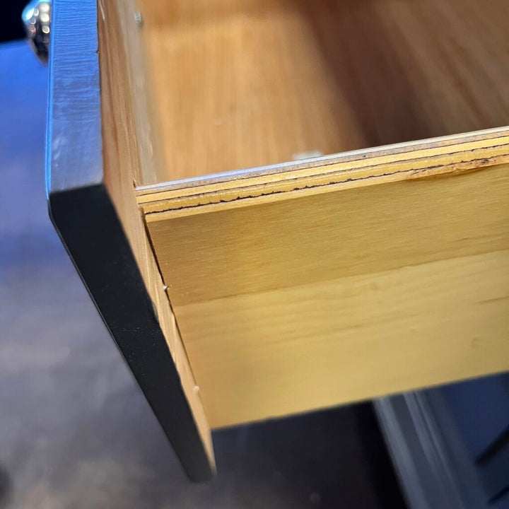 Nightstand w/ 2 Drawers