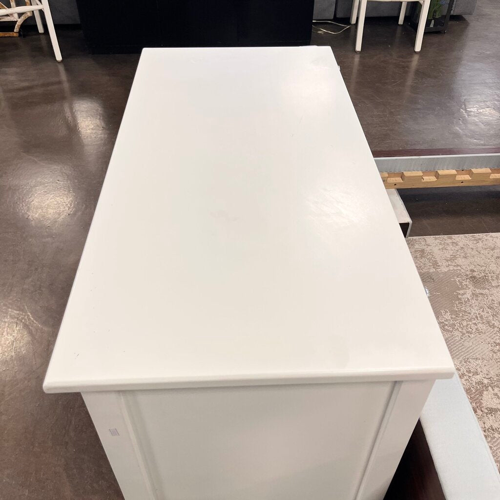 Orig Price $900 - 6 Drawer Dresser/Changing Table
