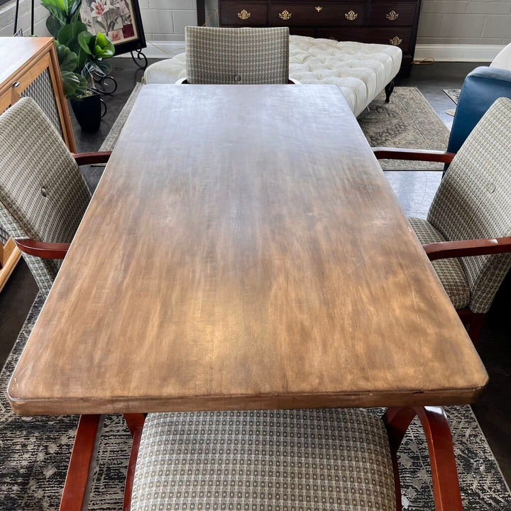 Orig Price $1500 - Table w/ 4 Chairs