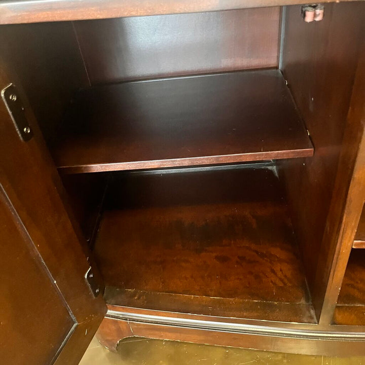 Orig Price $800 - Buffet
