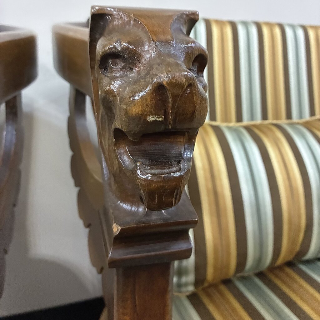 Victorian-style Carved Wood Settee w/ 2 Accent Pillows