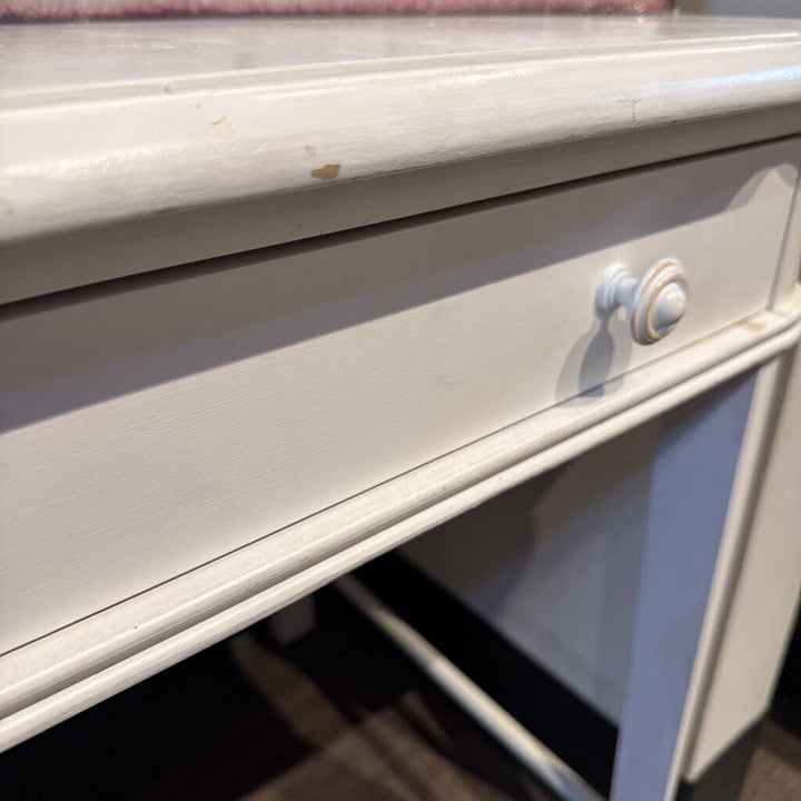 Desk with Hutch