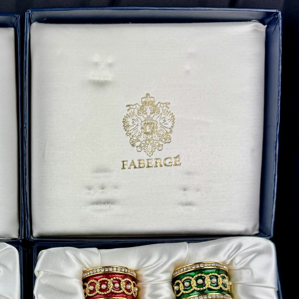 8 Napkin Rings - BOX