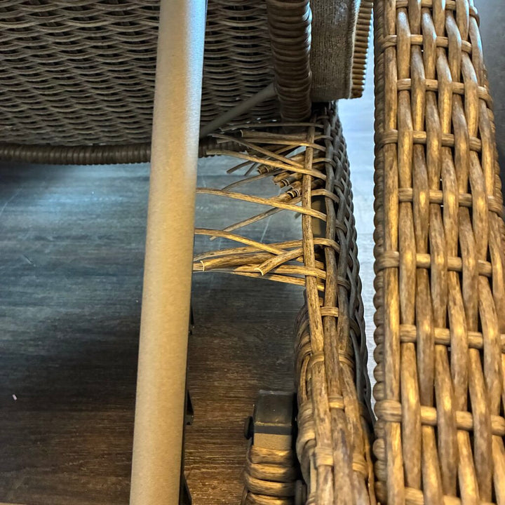 Wicker-style Outdoor Patio Chaise