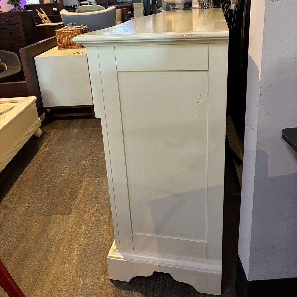 Getaway Collection Dresser