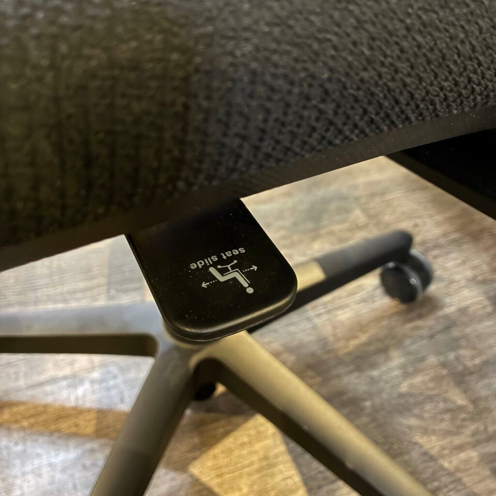Orig. Price $1,099 - Amia Office Chair