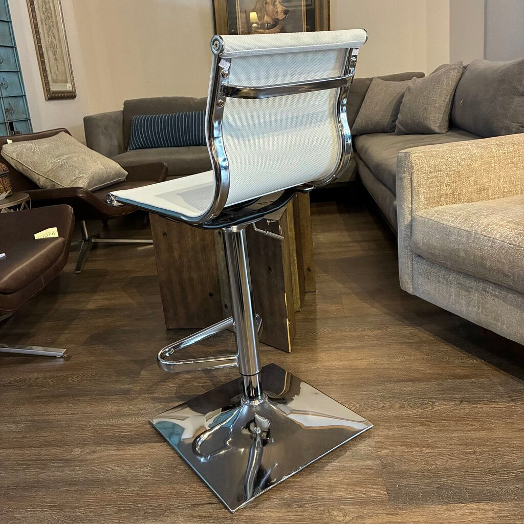 Mirage Stool w/ Adjustable Height