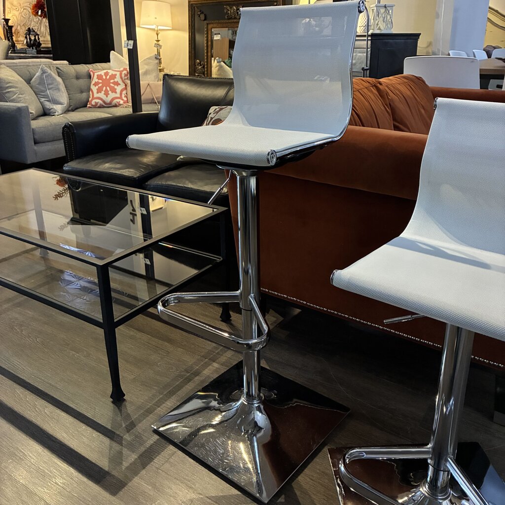 Mirage Stool w/ Adjustable Height