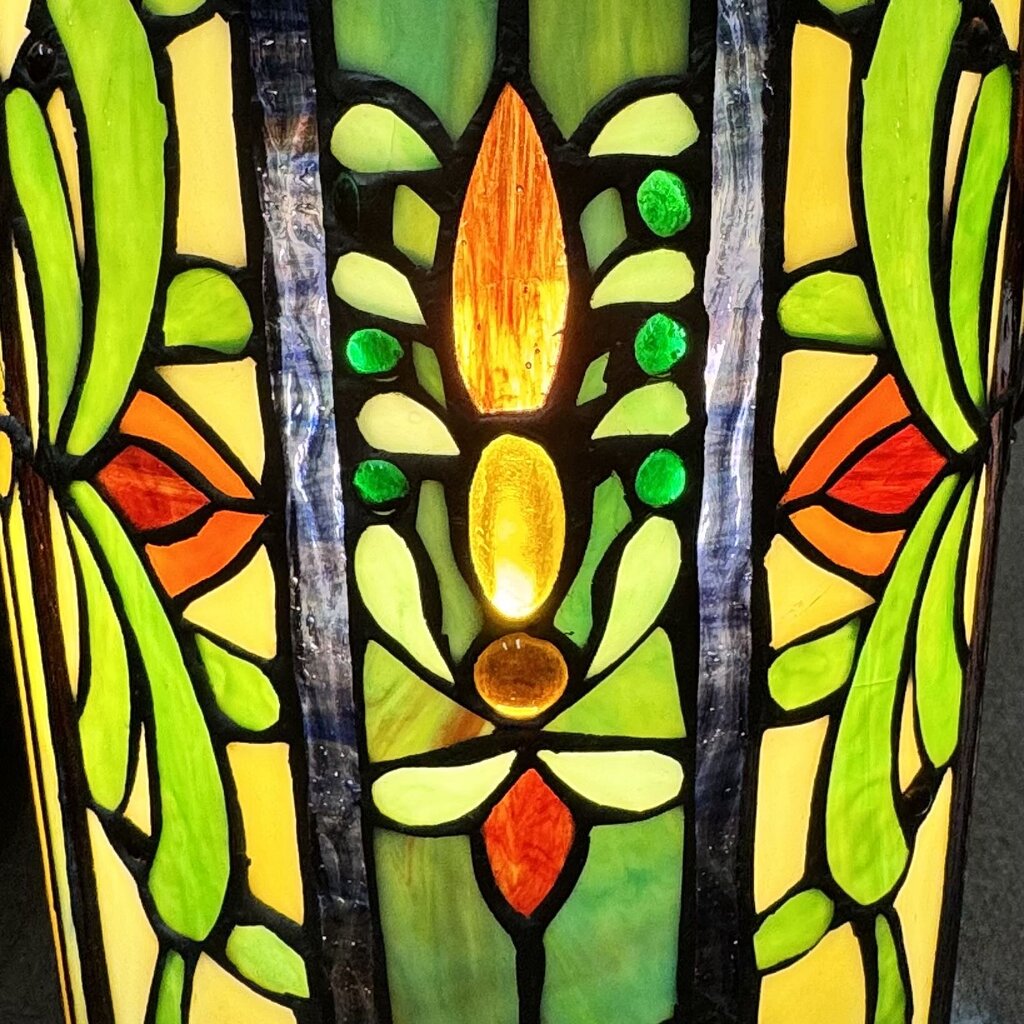 Tiffany Style Floor Pedestal Light
