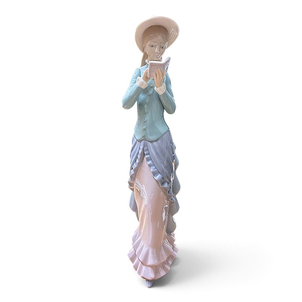 Victorian Lady #5000