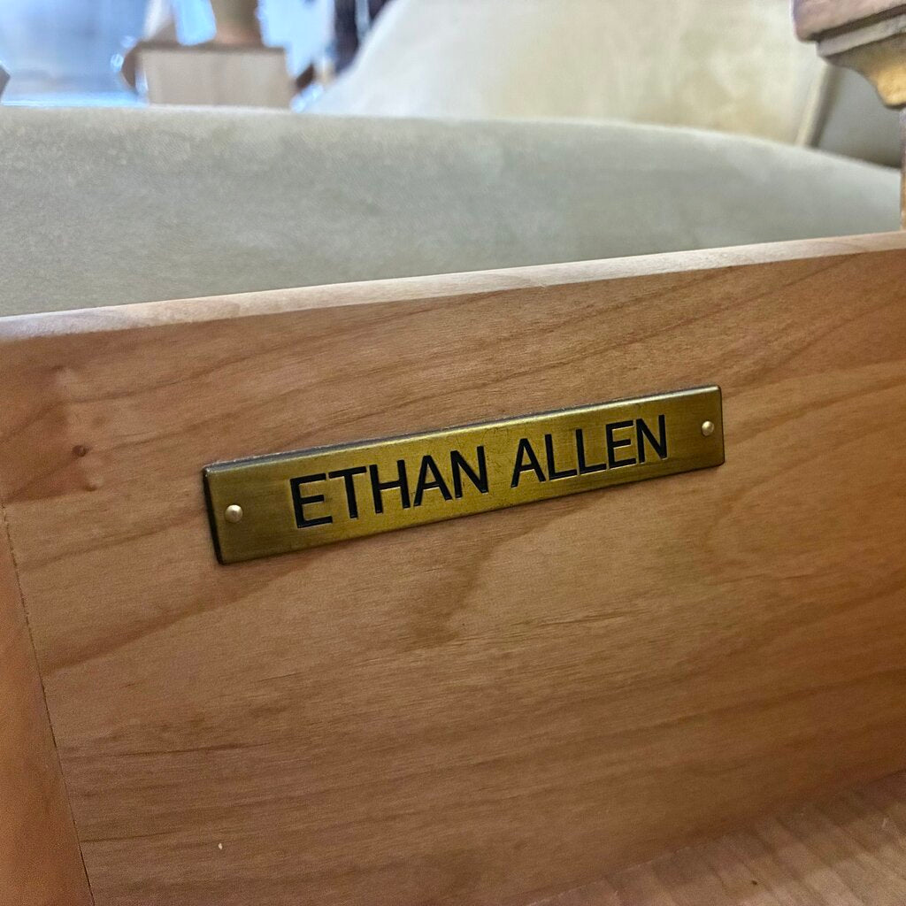 3 Drawer Nightstand