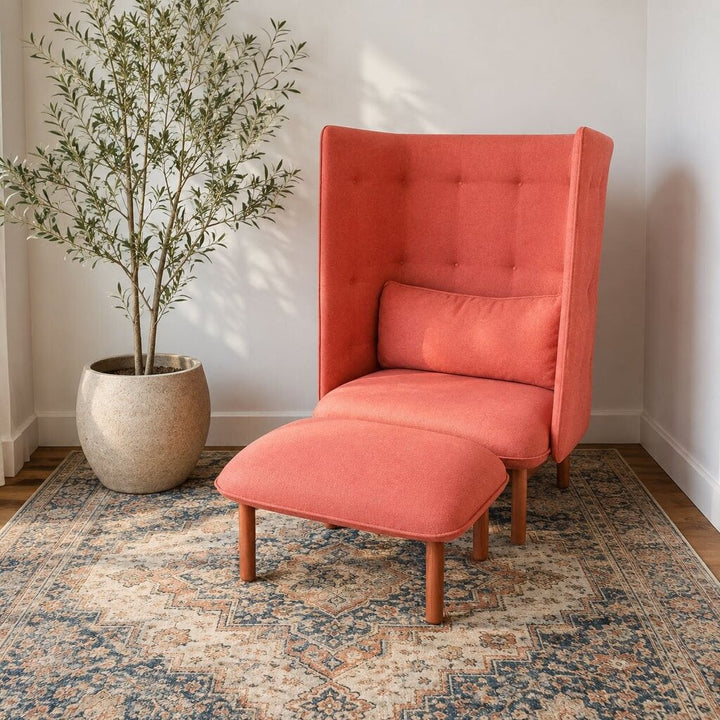 QT Privacy Lounge Chair w/ Ottoman