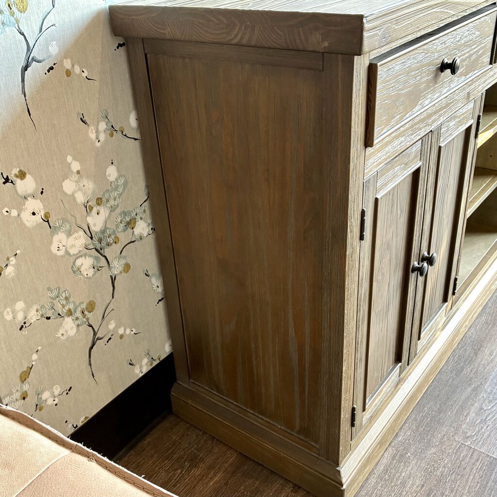 Rustic Buffet