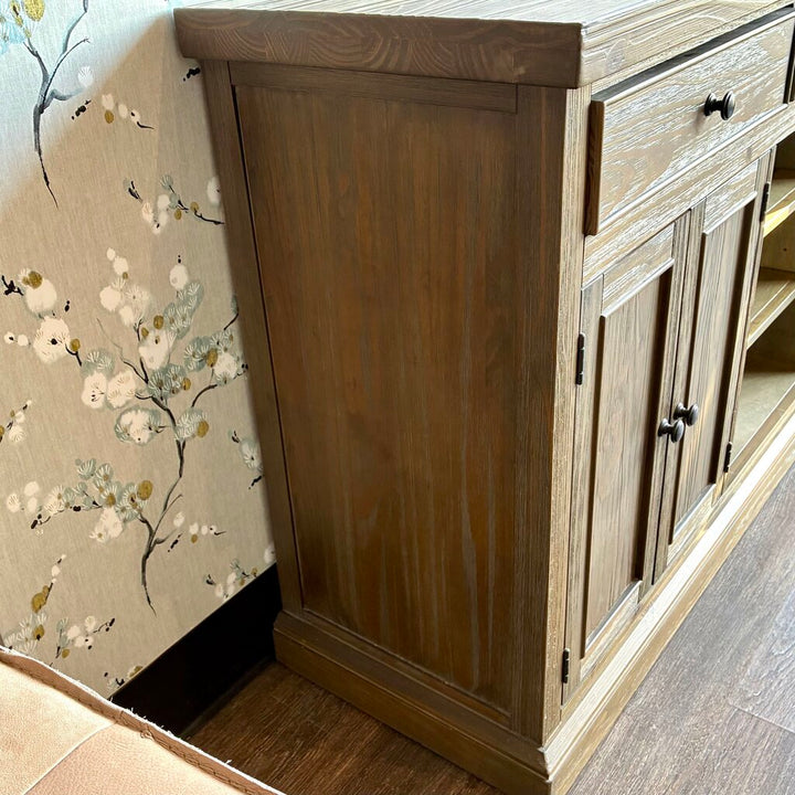 Rustic Buffet