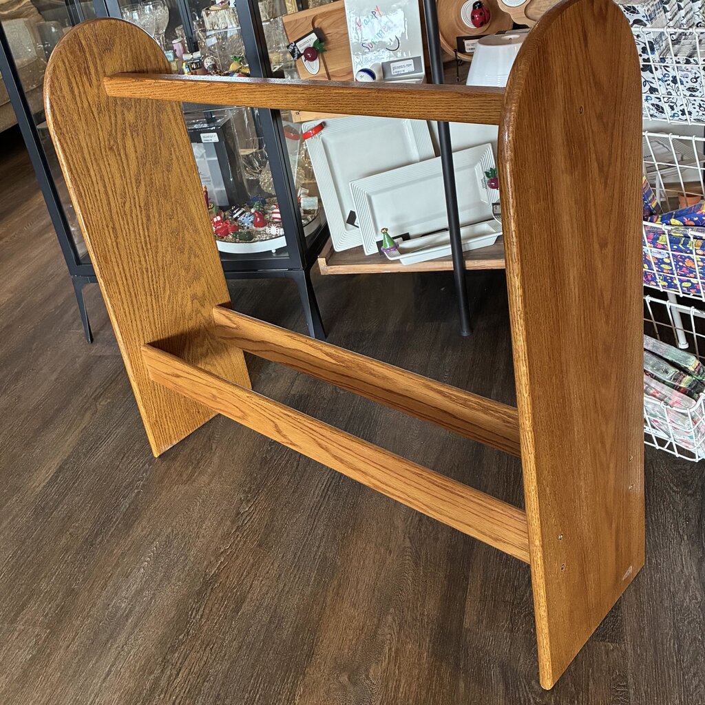 Wooden Blanket Rack