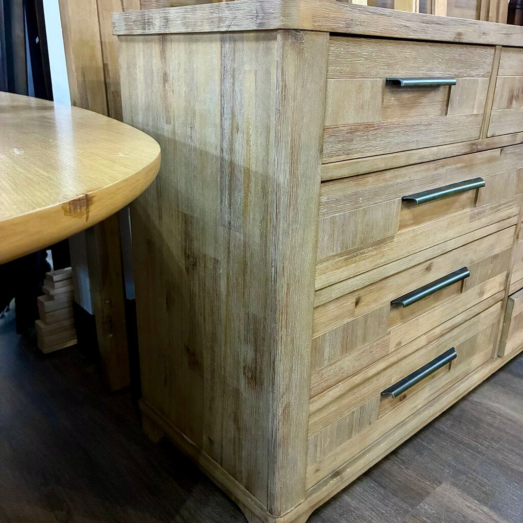 9-Drawer Dresser
