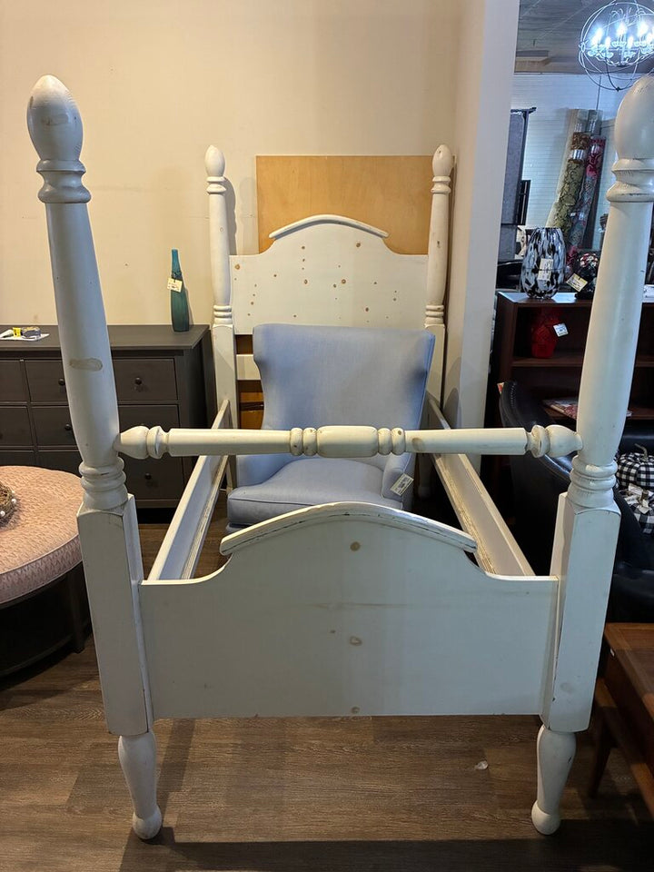 Shabby Chic Four Poster Bed - Twin XL