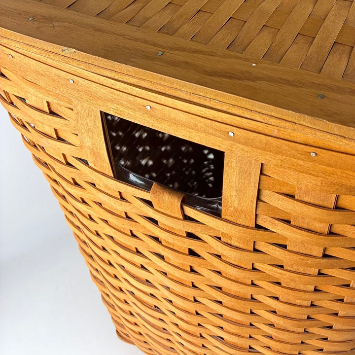 Lidded Hamper / Protector