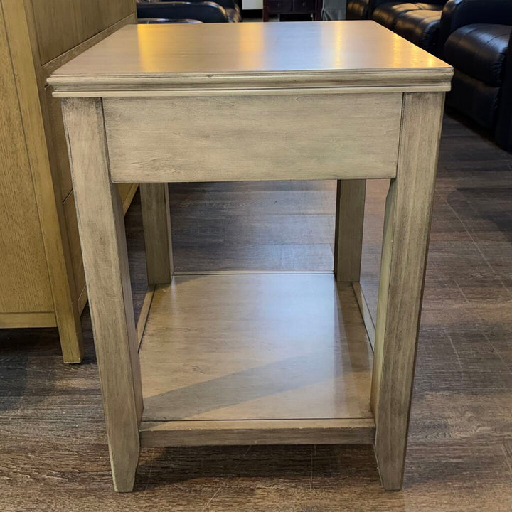 Camden Corner Table