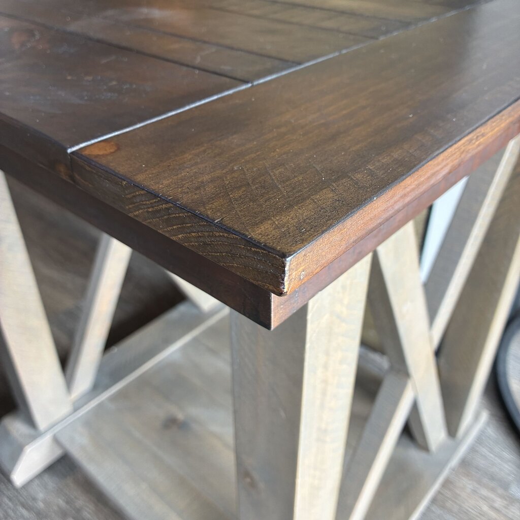 Farmhouse-style End Table