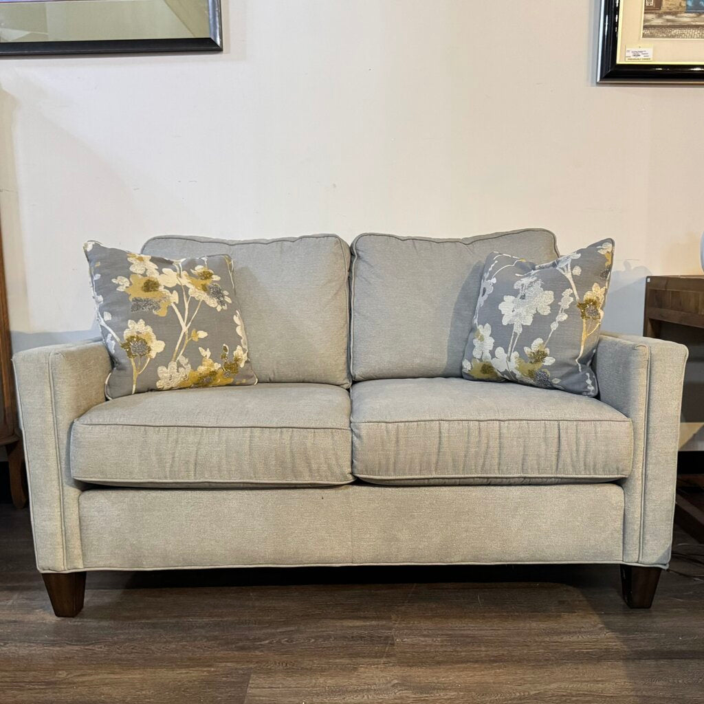 Orig. Price $2179 - Finley Loveseat with 2 Accent Pillows