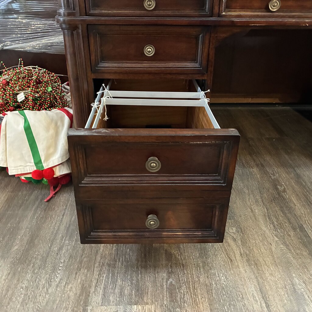 Orig. Price $3,751 - Leesburg Executive Desk - Acosta's Home
