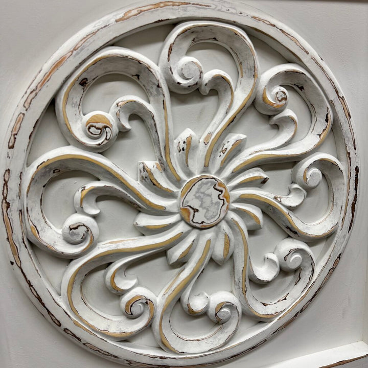 Intentionally Distressed Medallion Wall Hanging