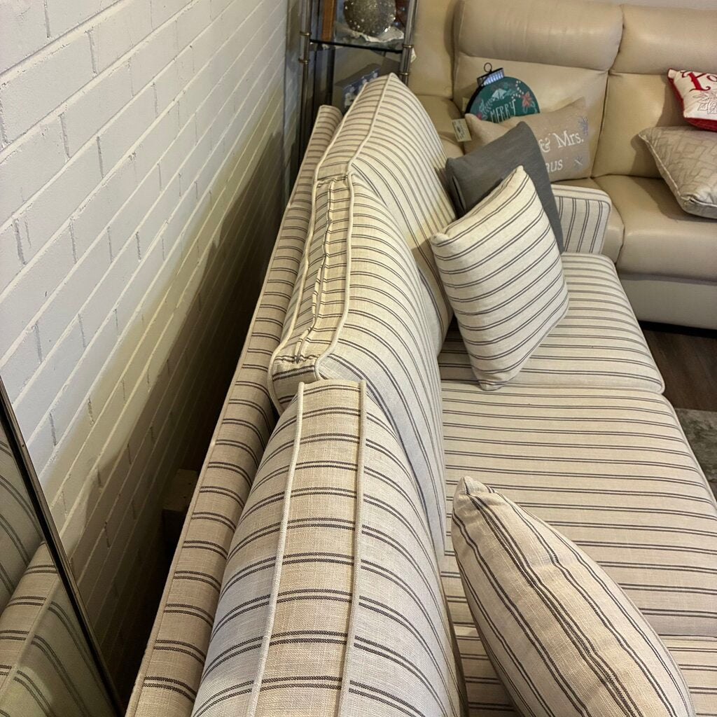 Orig. Price $1,270 - Tony Sofa w/ 4 Accent Pillows - Acosta's Home