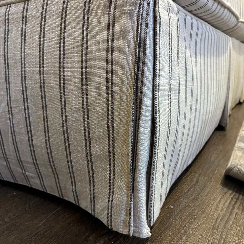 Orig. Price $1,270 - Tony Sofa w/ 4 Accent Pillows - Acosta's Home